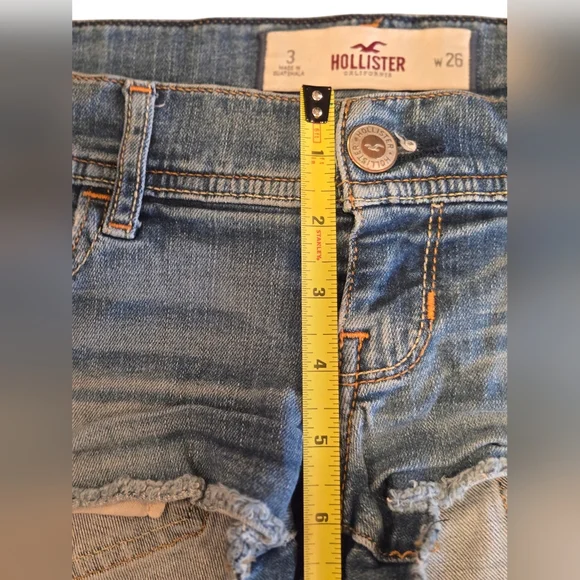Hollister Y2K Distressed Low-Rise Denim Jean Shorts Size 3 - Picture 6 of 6